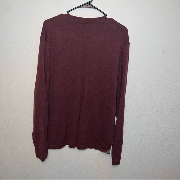 Eddie Bauer mens large v-neck sweater in burgundy/maroon - Picture 3 of 3
